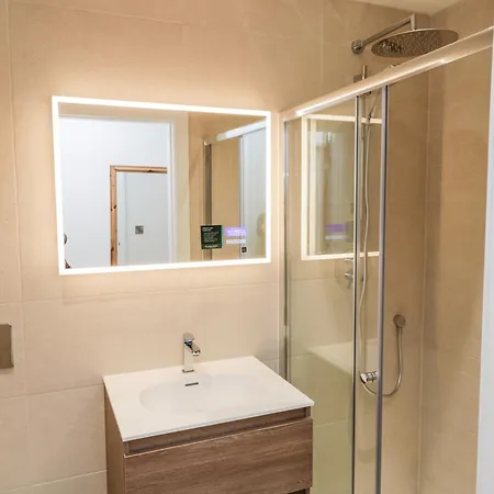 Sandsend View Apartment