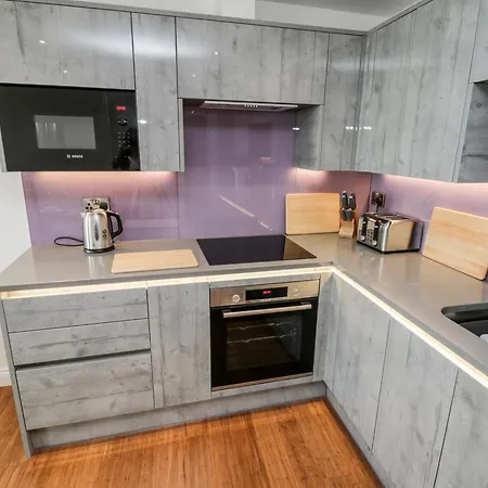 Sandsend View Apartment