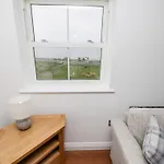 Apartment Sandsend View